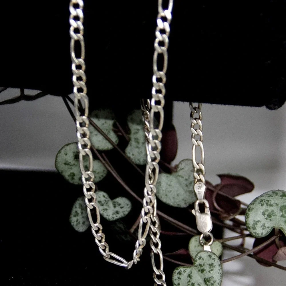Sterling Silver 925 Figaro Link Chain Necklace 22 Inch 3mm Made in‎ Italy